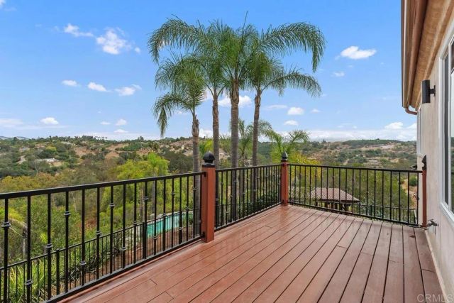 2718 Via Del Robles, Fallbrook, CA 92028