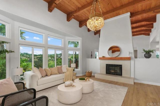 2718 Via Del Robles, Fallbrook, CA 92028