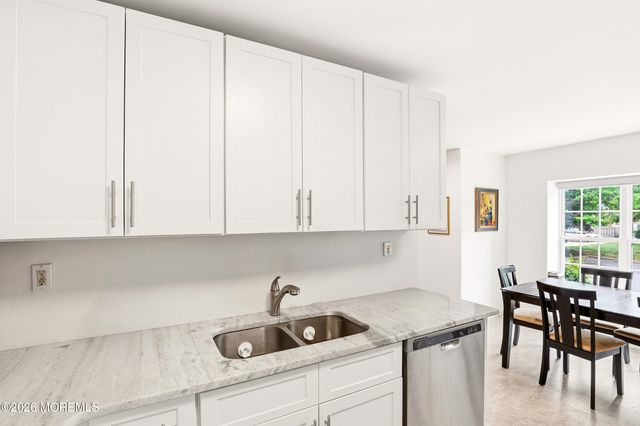 267 Zachary Court 1000, Lakewood, NJ 08701
