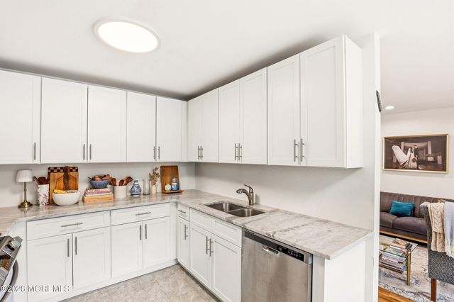 267 Zachary Court 1000, Lakewood, NJ 08701