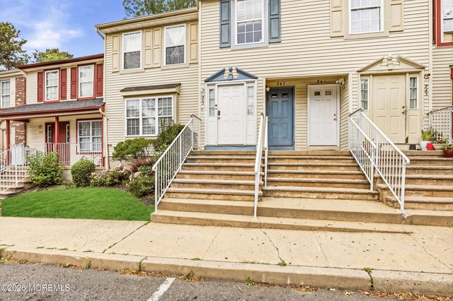 267 Zachary Court 1000, Lakewood, NJ 08701