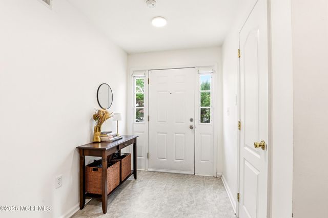 267 Zachary Court 1000, Lakewood, NJ 08701