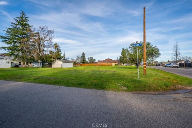 550 Bayles Avenue, Red Bluff, CA 96080