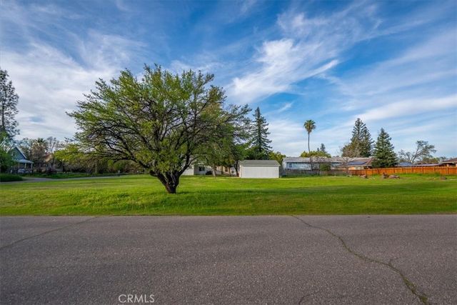 550 Bayles Avenue, Red Bluff, CA 96080