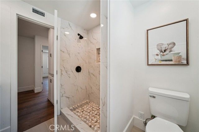 3050 Arlotte Avenue, Long Beach, CA 90808