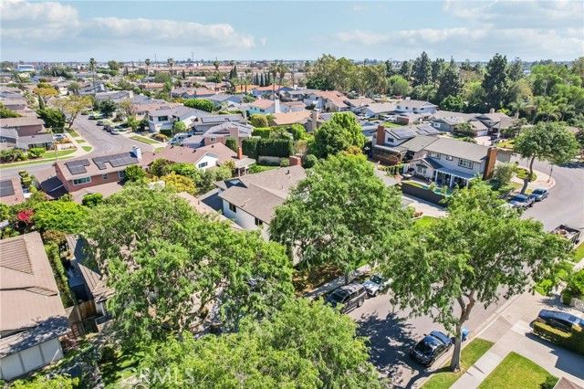 3050 Arlotte Avenue, Long Beach, CA 90808