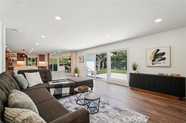 3050 Arlotte Avenue, Long Beach, CA 90808