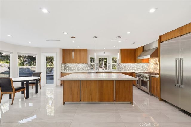 5 Estates Drive, Villa Park, CA 92861