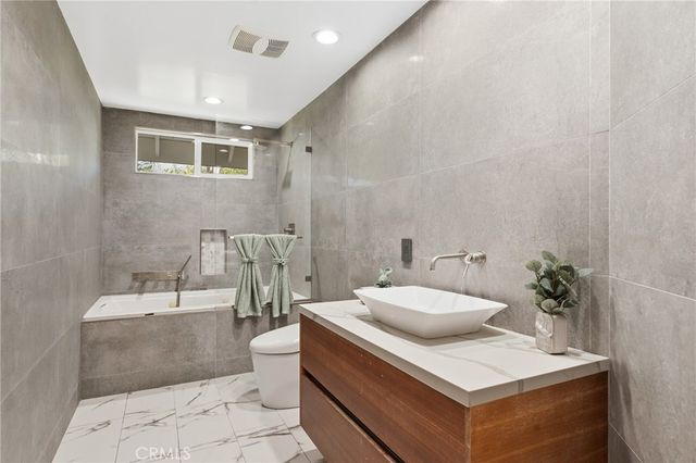 5 Estates Drive, Villa Park, CA 92861