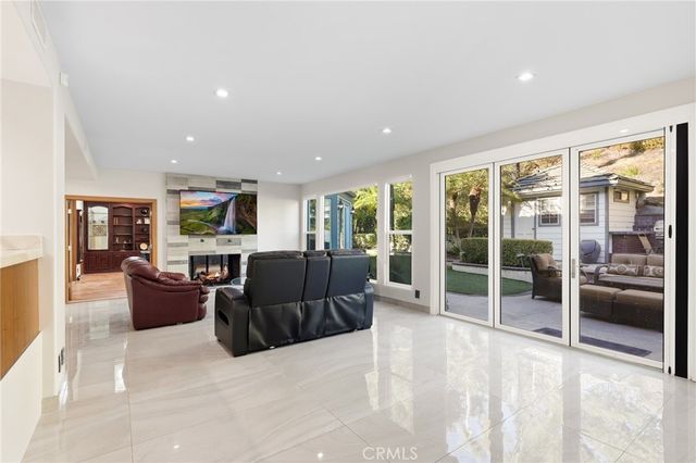 5 Estates Drive, Villa Park, CA 92861
