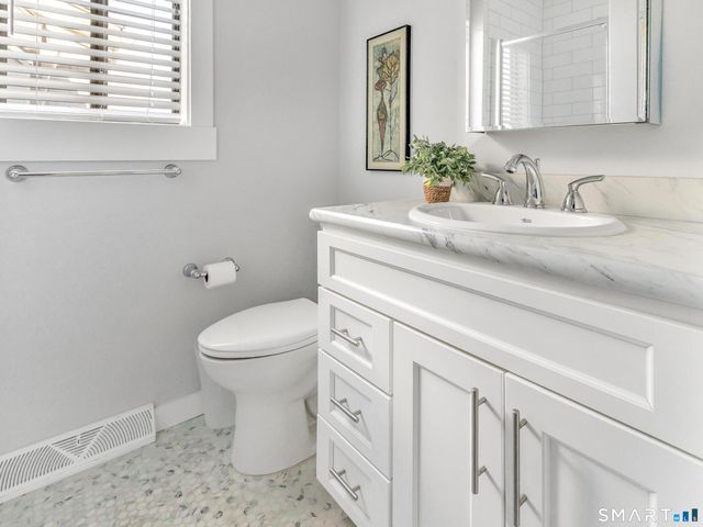 261 Agawam Drive A, Stratford, CT 06614