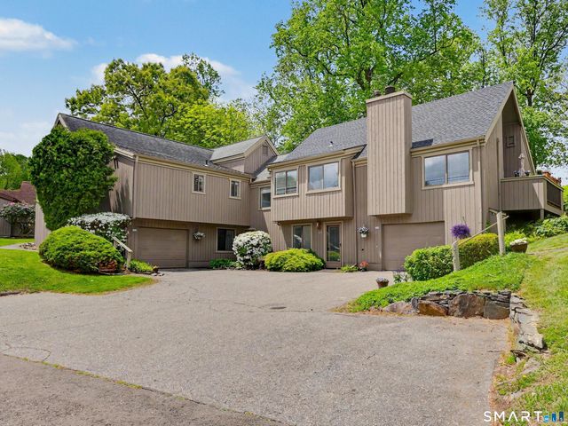 261 Agawam Drive A, Stratford, CT 06614