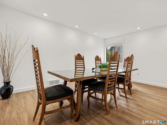 261 Agawam Drive A, Stratford, CT 06614