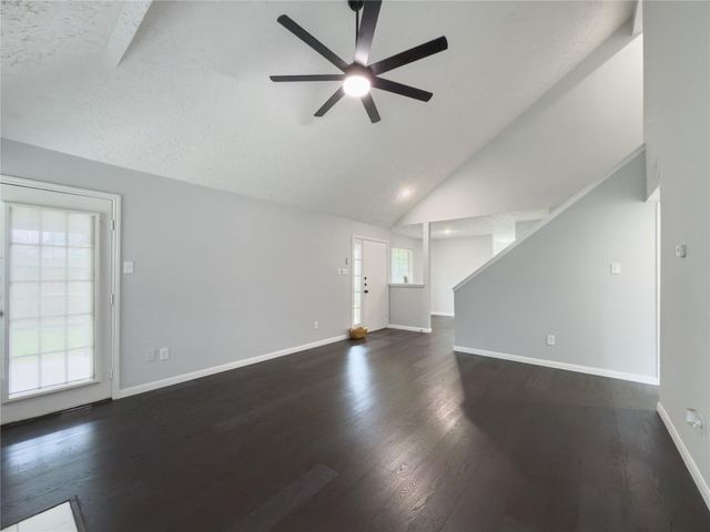 10303 Saddlehorn Trail, Houston, TX 77064