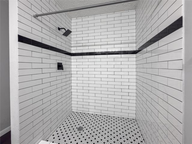 10303 Saddlehorn Trail, Houston, TX 77064