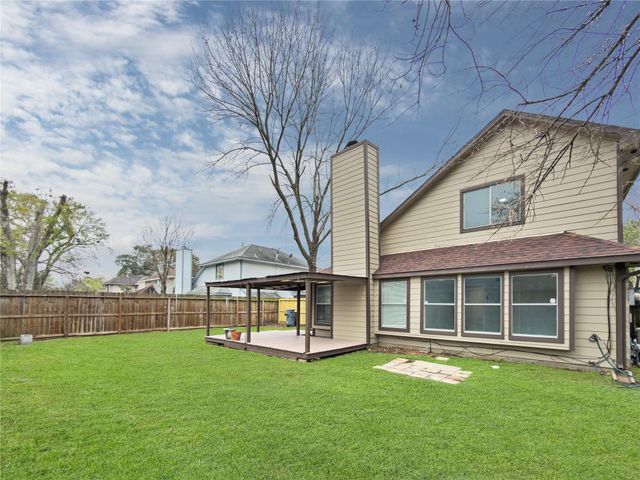 10303 Saddlehorn Trail, Houston, TX 77064