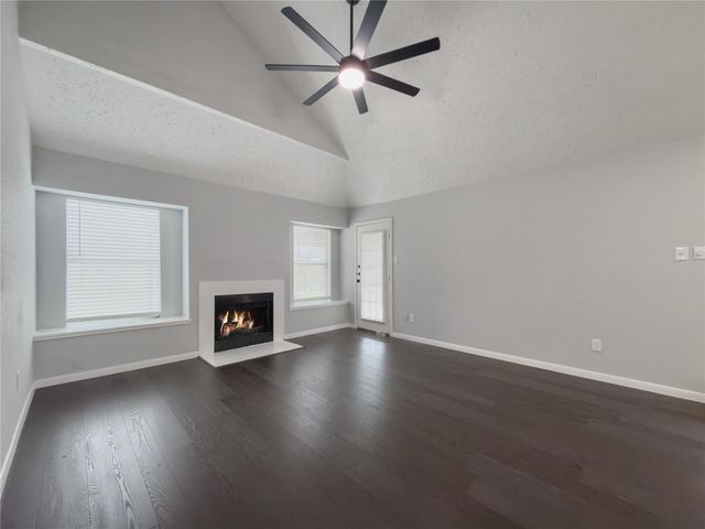 10303 Saddlehorn Trail, Houston, TX 77064