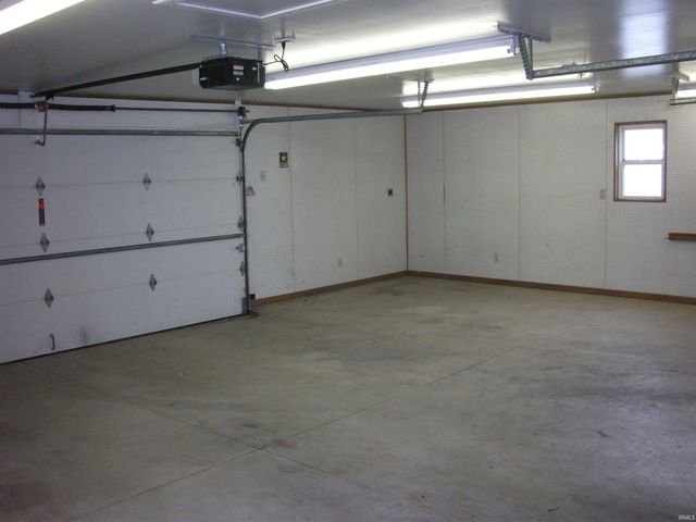 4126 S Calhoun Street, Fort Wayne, IN 46807