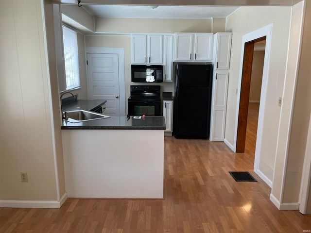 4126 S Calhoun Street, Fort Wayne, IN 46807