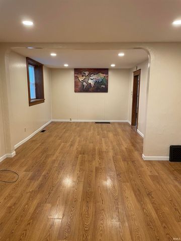 4126 S Calhoun Street, Fort Wayne, IN 46807