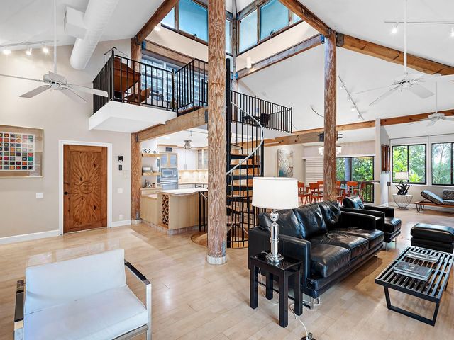 2613 TEMPLE STREET, Sarasota, FL 34239