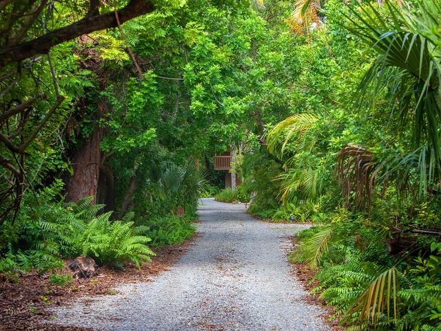 2613 TEMPLE STREET, Sarasota, FL 34239