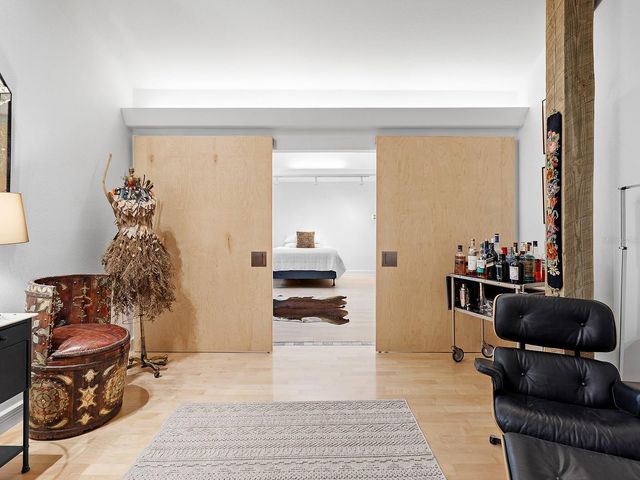 2613 TEMPLE STREET, Sarasota, FL 34239