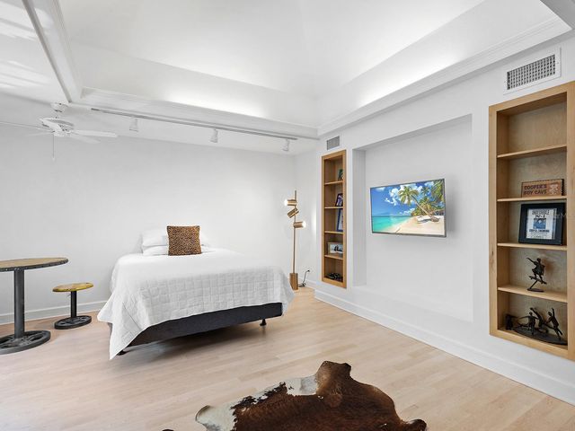 2613 TEMPLE STREET, Sarasota, FL 34239