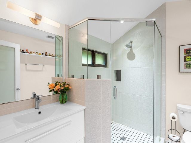 2613 TEMPLE STREET, Sarasota, FL 34239