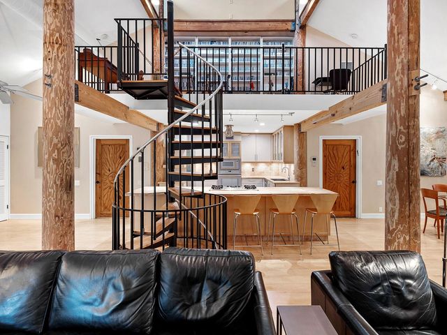 2613 TEMPLE STREET, Sarasota, FL 34239