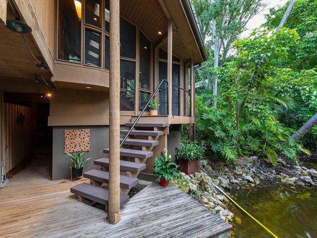 2613 TEMPLE STREET, Sarasota, FL 34239