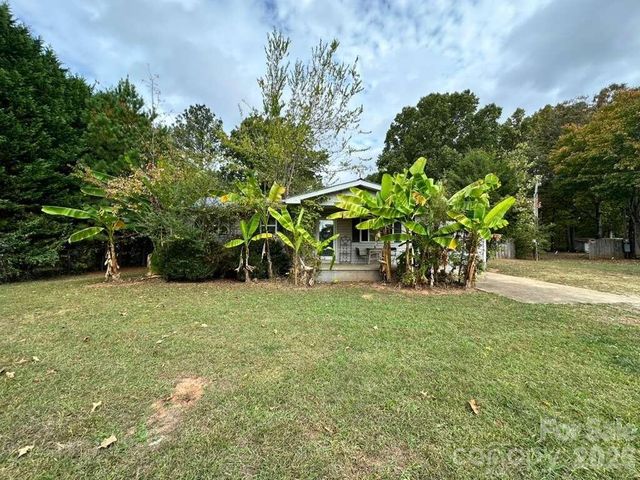 1859 Rollins Drive, Catawba, NC 28609