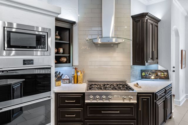 3305 Clubview Drive, Denton, TX 76226