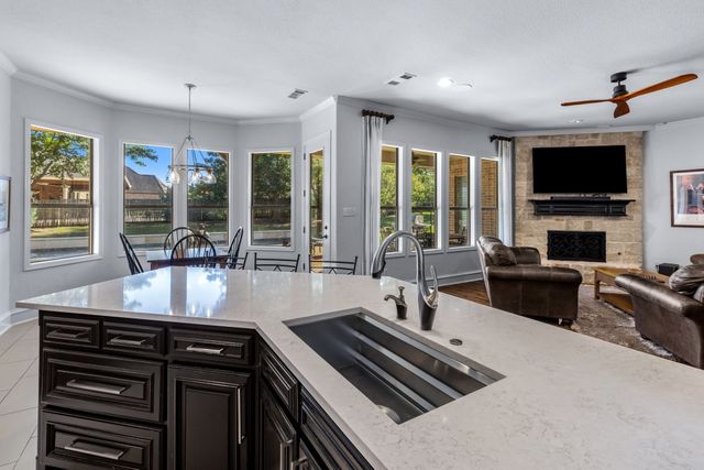 3305 Clubview Drive, Denton, TX 76226