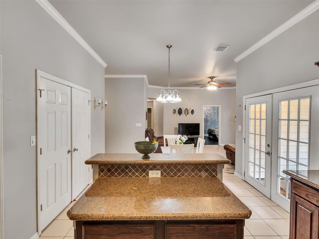 1600 Sweetgum Street, Conroe, TX 77385