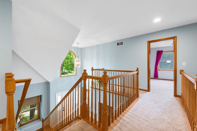 855 Ayers Street, Bolingbrook, IL 60440