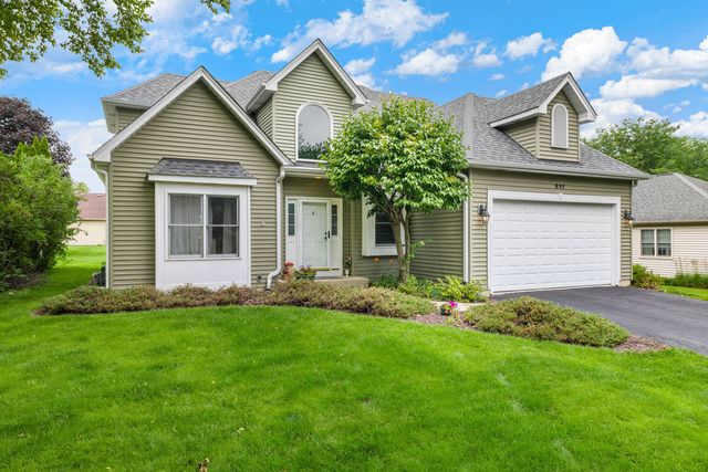 855 Ayers Street, Bolingbrook, IL 60440