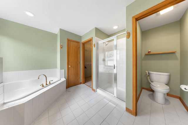 855 Ayers Street, Bolingbrook, IL 60440