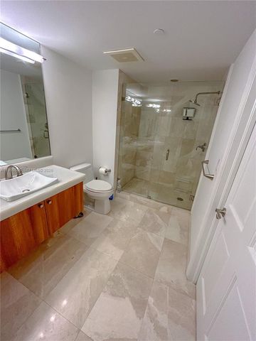 19501 W Country Club Dr 1209, Aventura, FL 33180