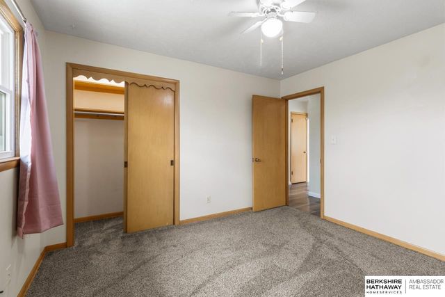 2408 Chandler Road E, Bellevue, NE 68005