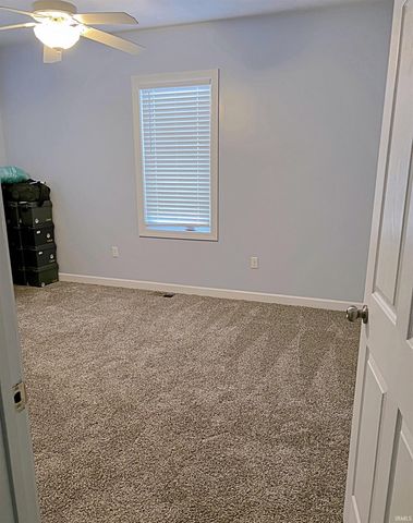 250 Willow Lane, Linton, IN 47441