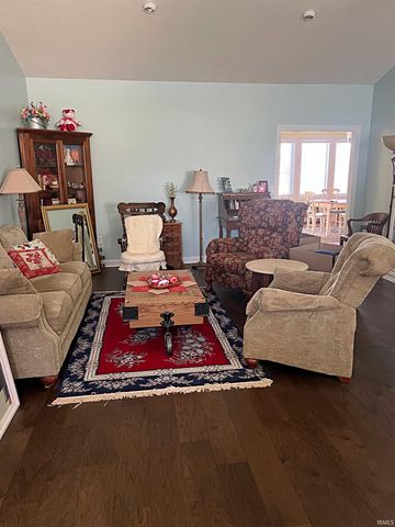 250 Willow Lane, Linton, IN 47441