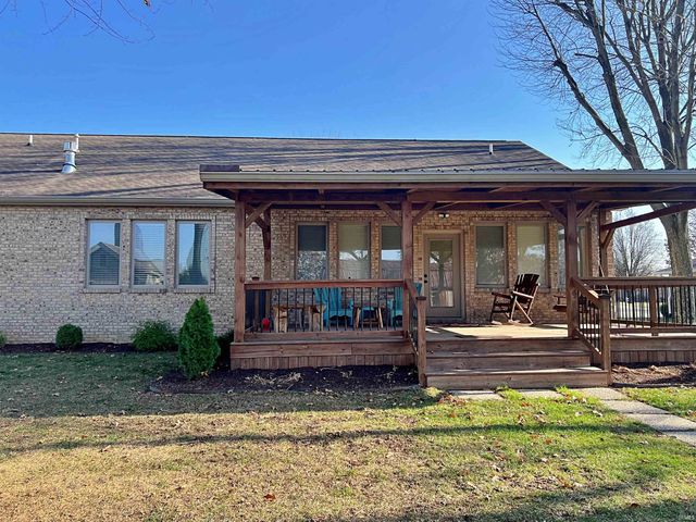 250 Willow Lane, Linton, IN 47441