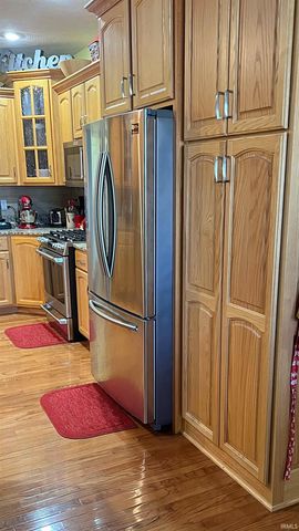 250 Willow Lane, Linton, IN 47441