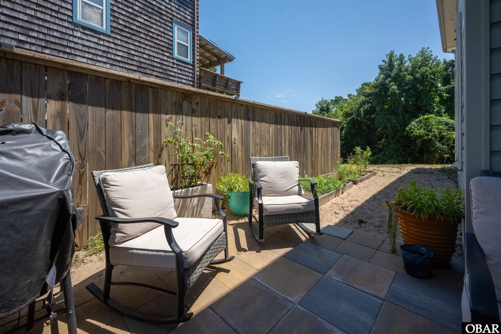 Image 23 of property listing at 102 Craigy Court Lot 76, Kill Devil Hills, NC 27948