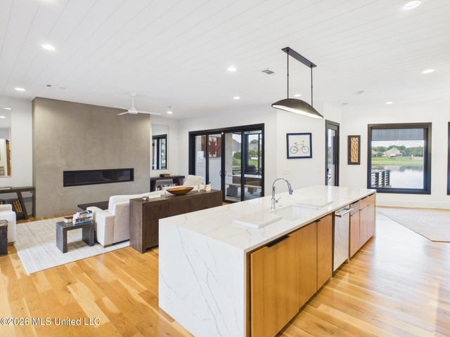120 Covington Way, Madison, MS 39110