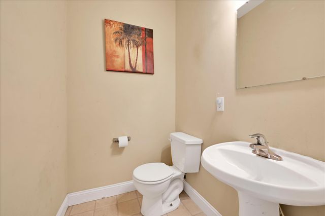 221 CROSSWIND WAY, Lebanon, PA 17042