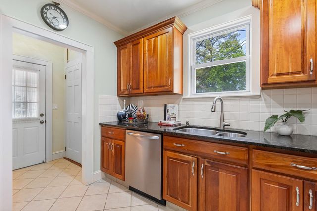 42 Schley Avenue, New Rochelle, NY 10801