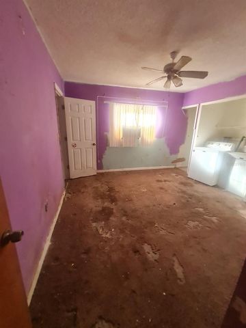 5241 67TH STREET N, St Petersburg, FL 33709