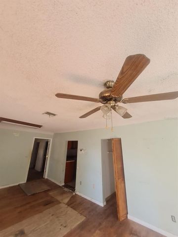 5241 67TH STREET N, St Petersburg, FL 33709